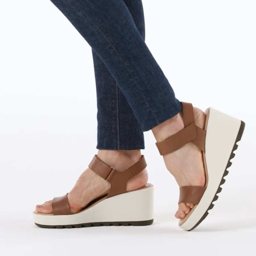 Sorel Women's Cameron Wedge Sandals